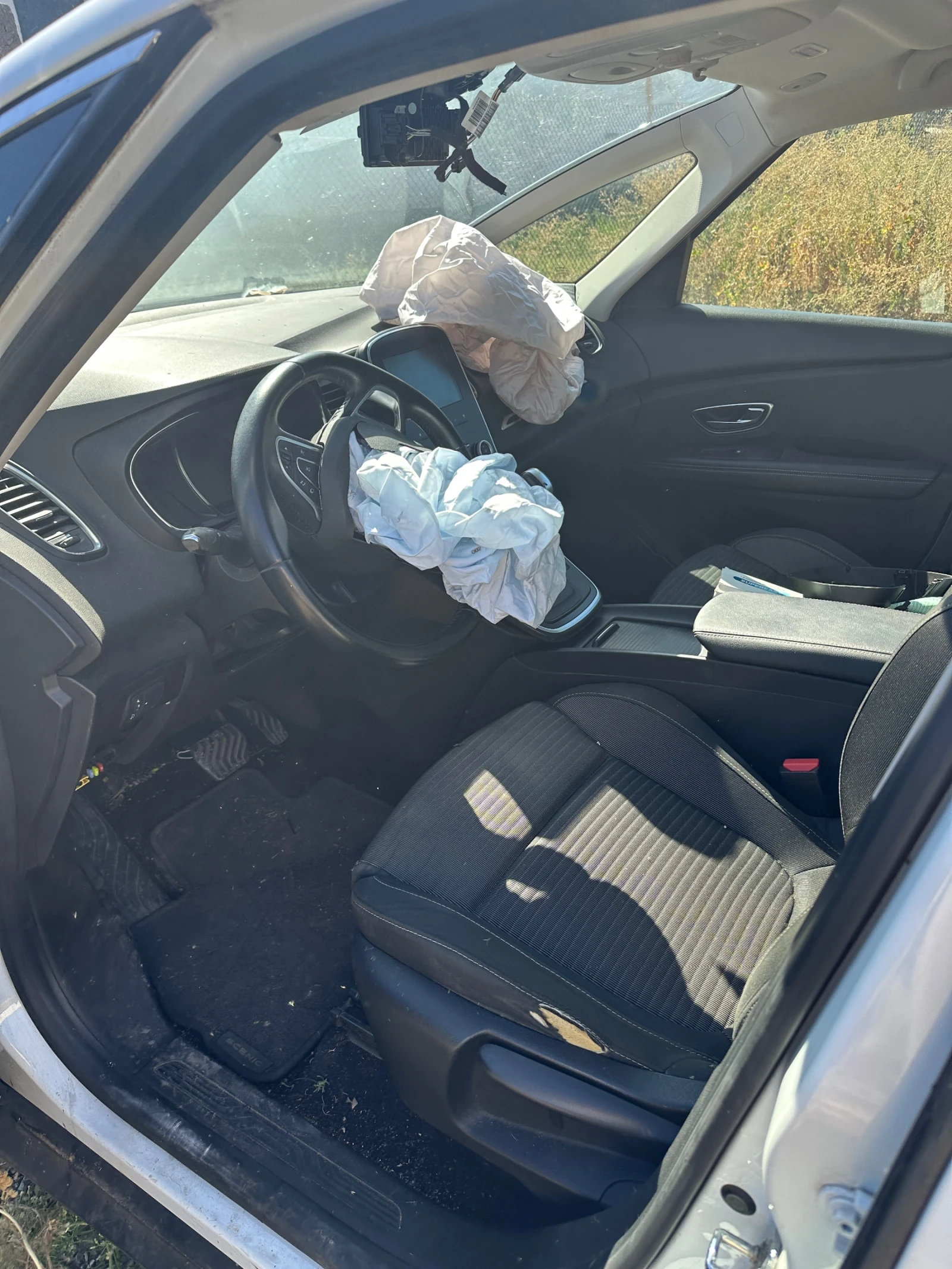 Renault Scenic 1.5DCI - изображение 6