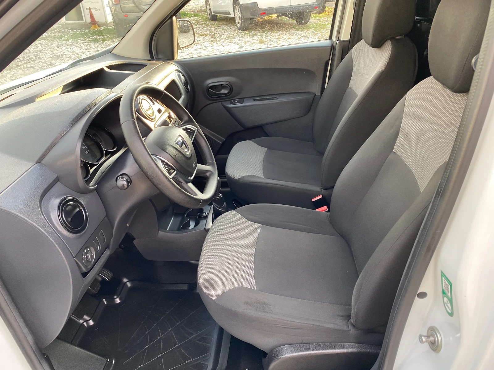 Dacia Dokker -1, 5DCI-95k.c./2021г./КЛИМАТИК - изображение 8