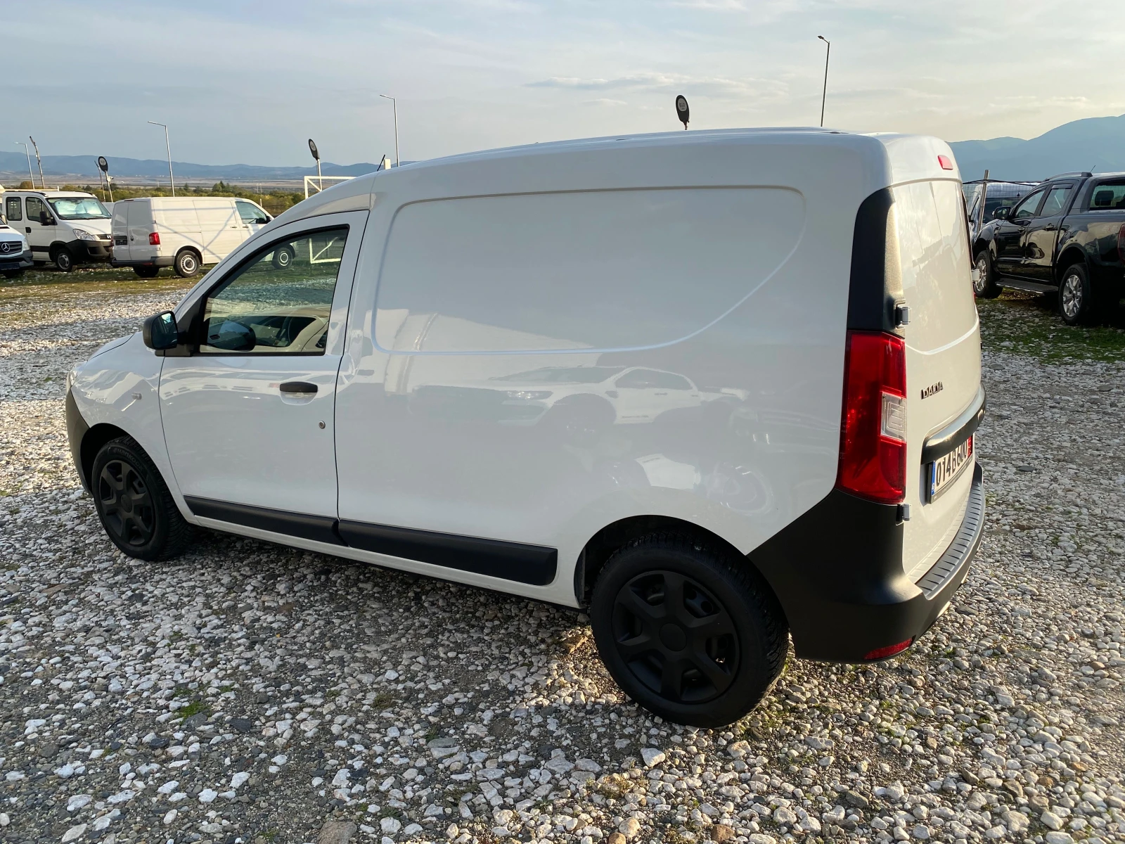 Dacia Dokker -1, 5DCI-95k.c./2021г./КЛИМАТИК - изображение 7