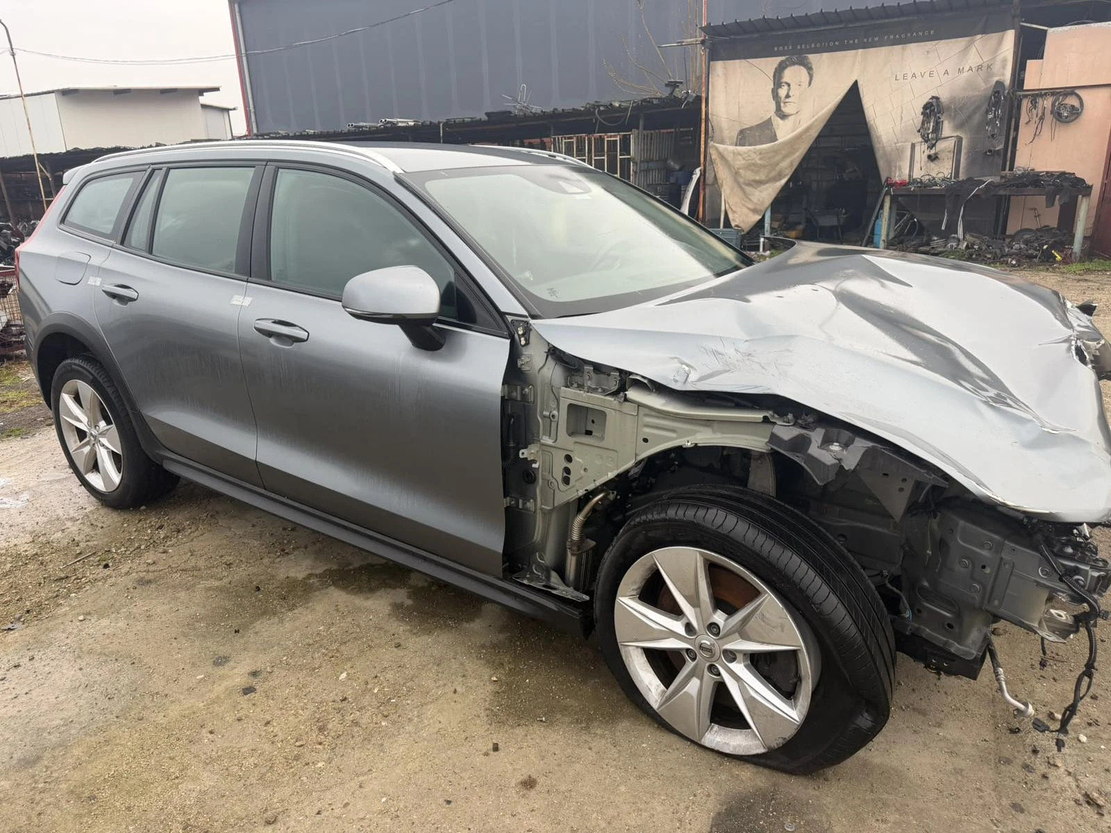 Volvo V60 Cross Country Mild Hybrid - изображение 3