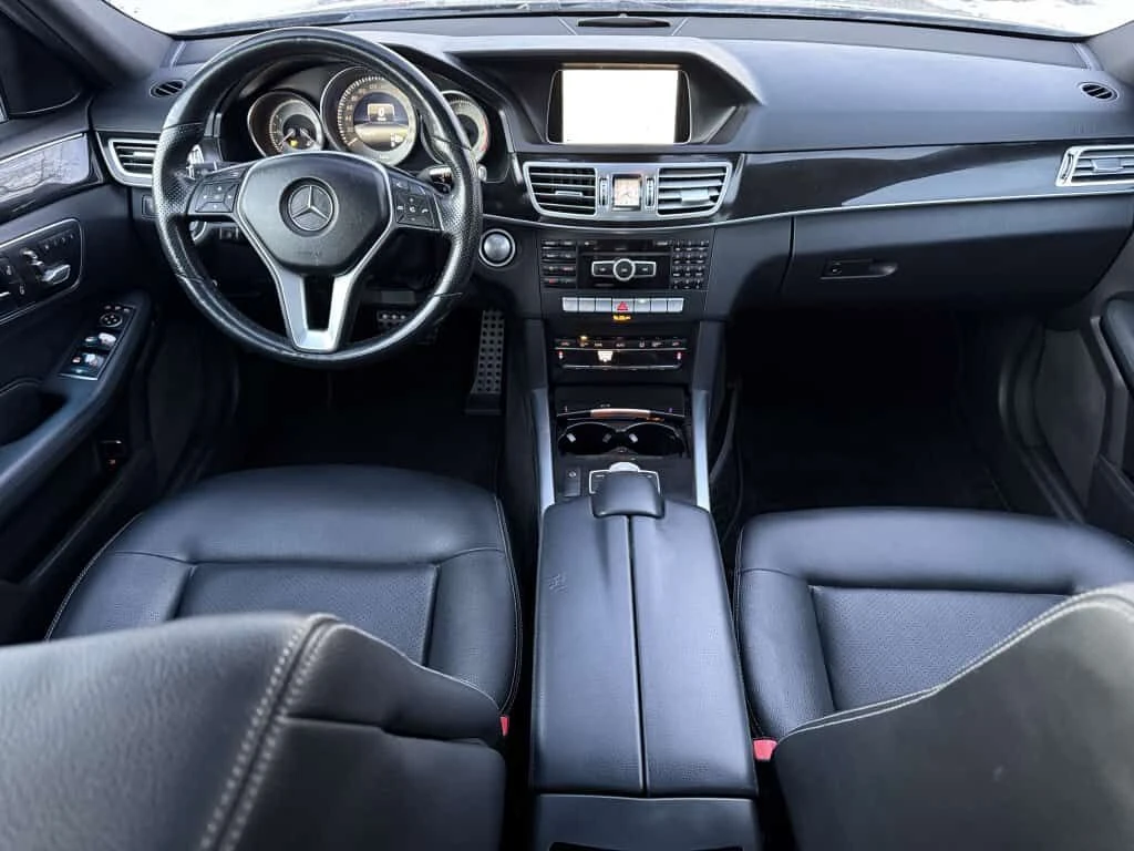 Mercedes-Benz E 250 * BlueTEC 4dr All wheel Drive 4MATIC Sedan Aut * C, снимка 11 - Автомобили и джипове - 53734844