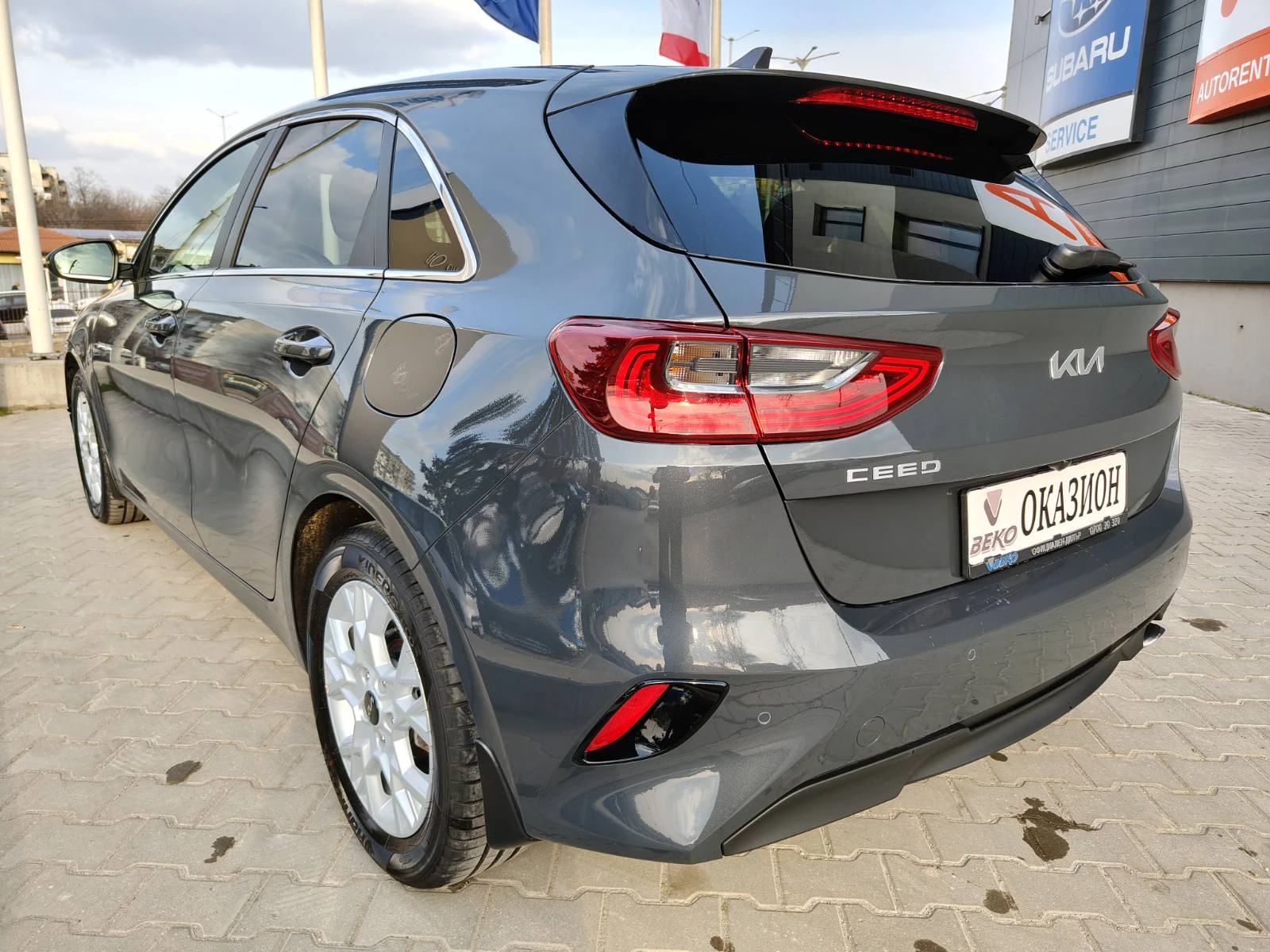 Kia Ceed Executive, снимка 7 - Автомобили и джипове - 53887993