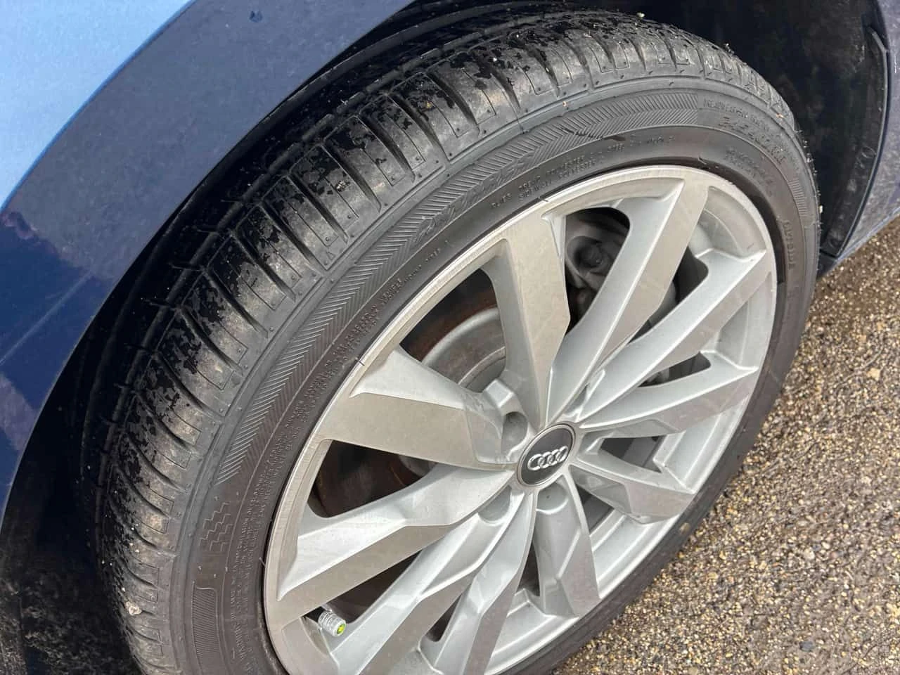 Audi A4 * Komfort * ШИБИДАХ * KEYLESS * ПОДГРЕВИ * CARFAX, снимка 7 - Автомобили и джипове - 54060778