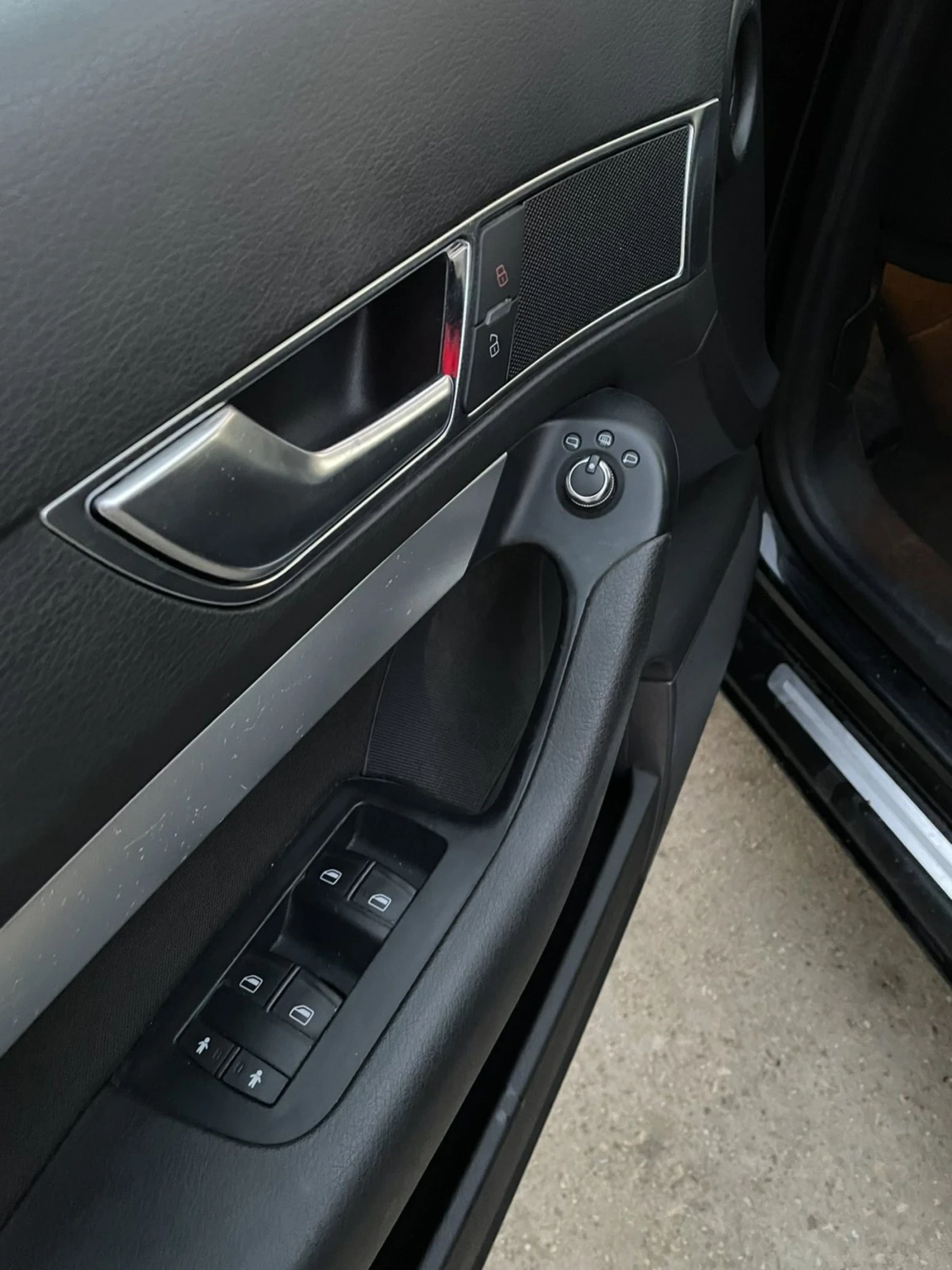 Audi A6 2.0 FACELIFT, снимка 7 - Автомобили и джипове - 54097862