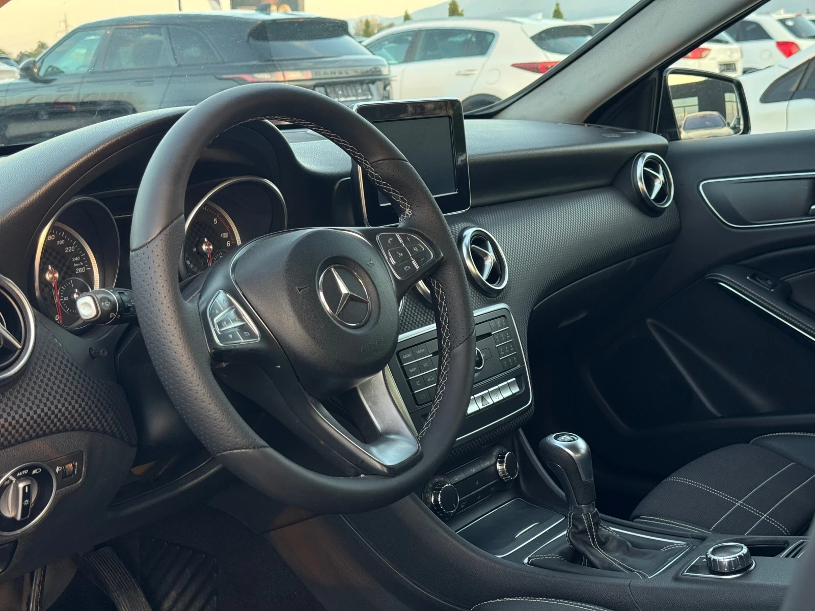 Mercedes-Benz A 180 sport facelift, снимка 8 - Автомобили и джипове - 54219239