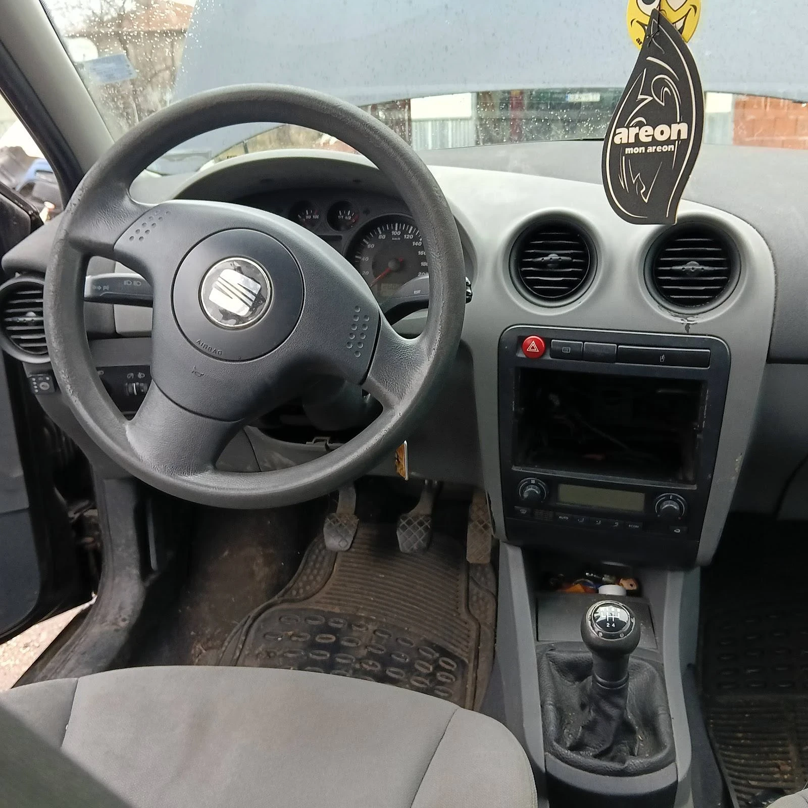 Seat Ibiza 1.4 16V На Части , снимка 5 - Автомобили и джипове - 54367109