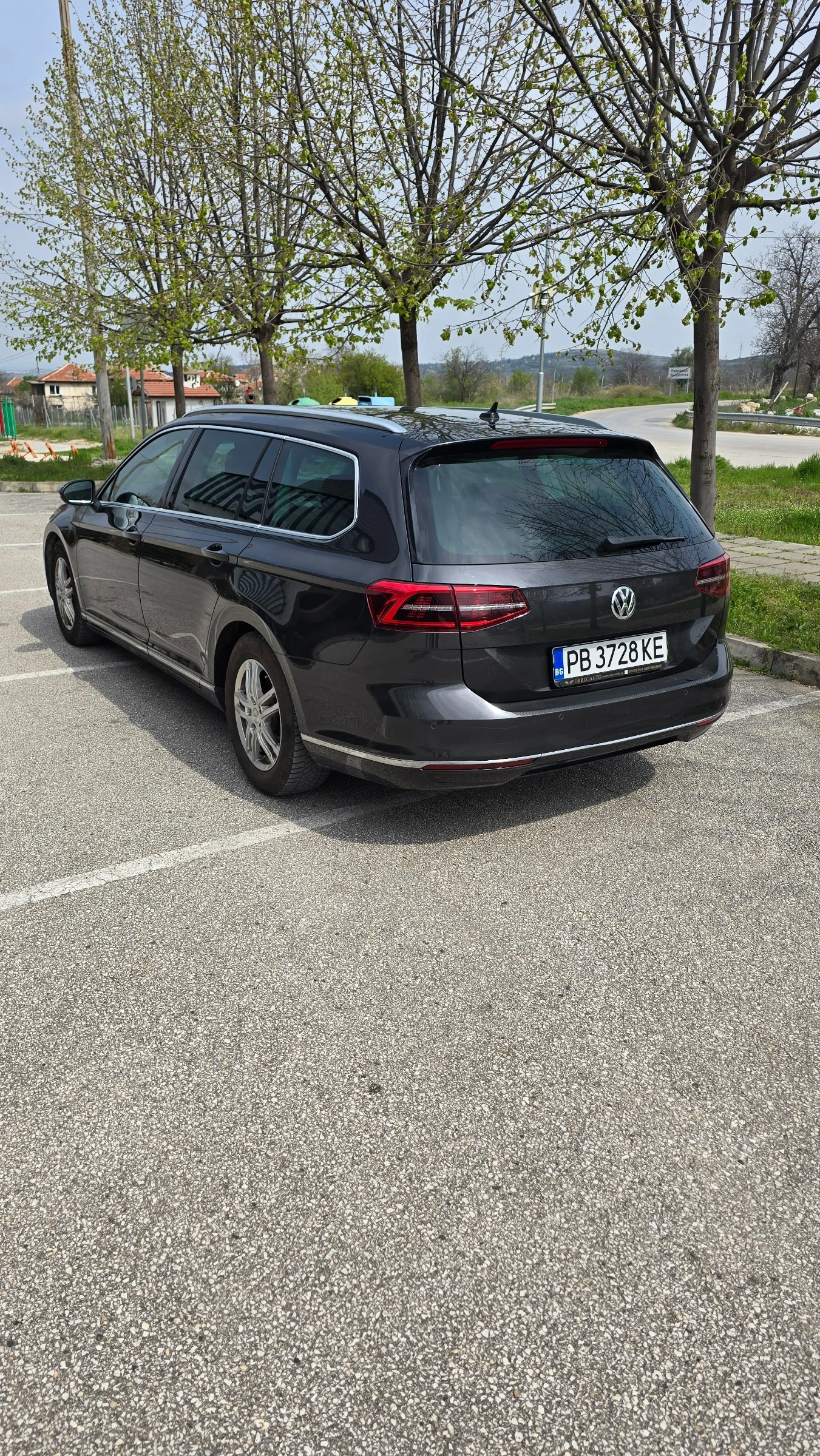 VW Passat B8 Highline, снимка 3 - Автомобили и джипове - 54479814