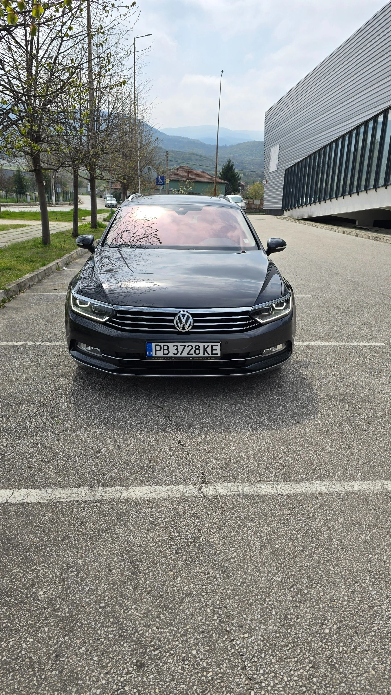 VW Passat B8 Highline, снимка 2 - Автомобили и джипове - 54479814