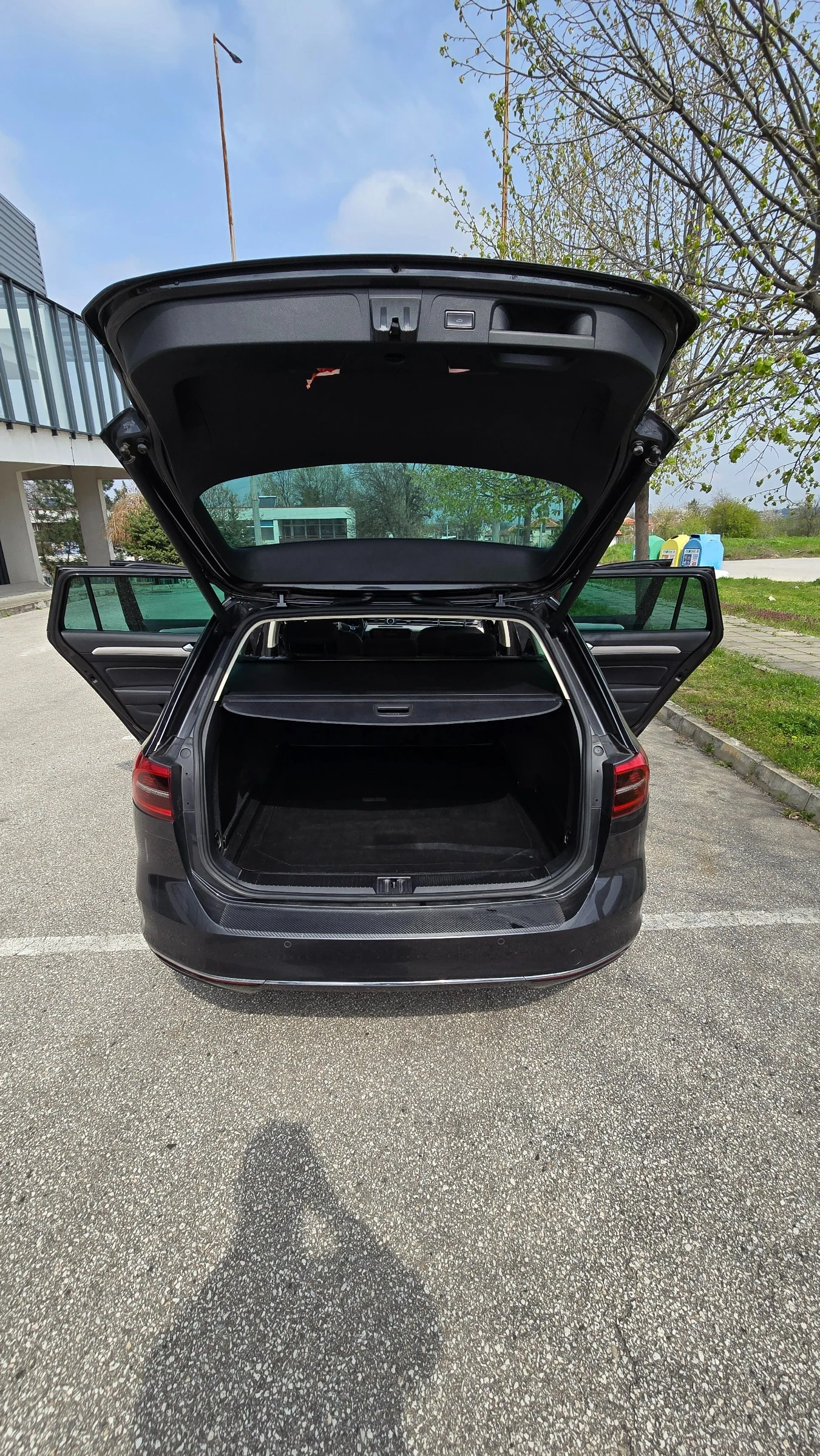 VW Passat B8 Highline, снимка 9 - Автомобили и джипове - 54479814