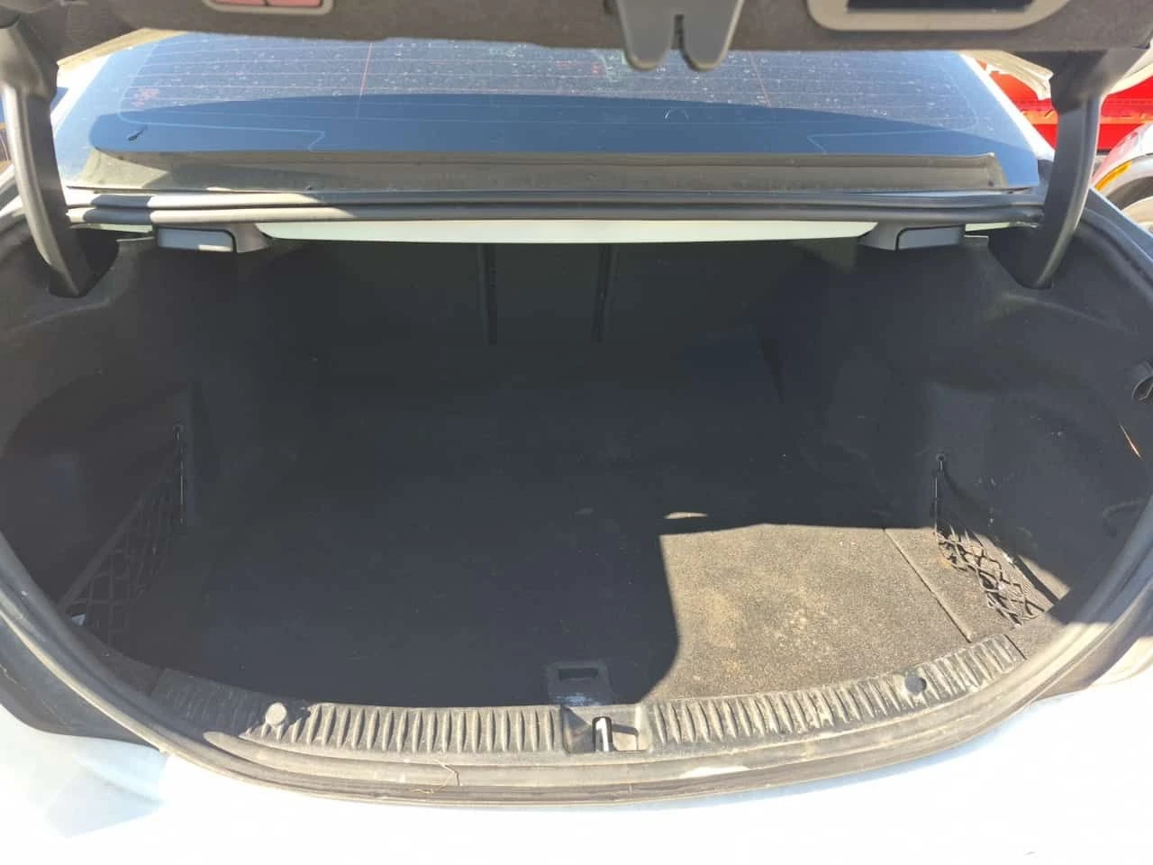 Mercedes-Benz C 300 ПОДГРЕВИ * ПАНО * KEYLESS * CARFAX, снимка 14 - Автомобили и джипове - 54479958