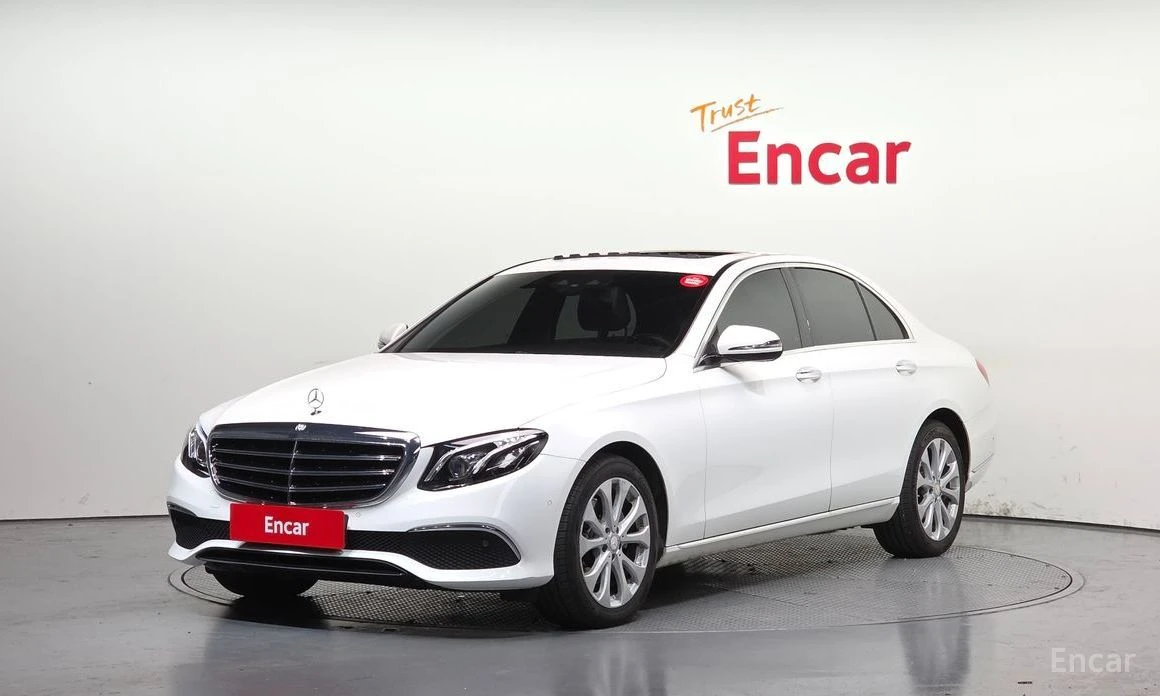 Mercedes-Benz E 220