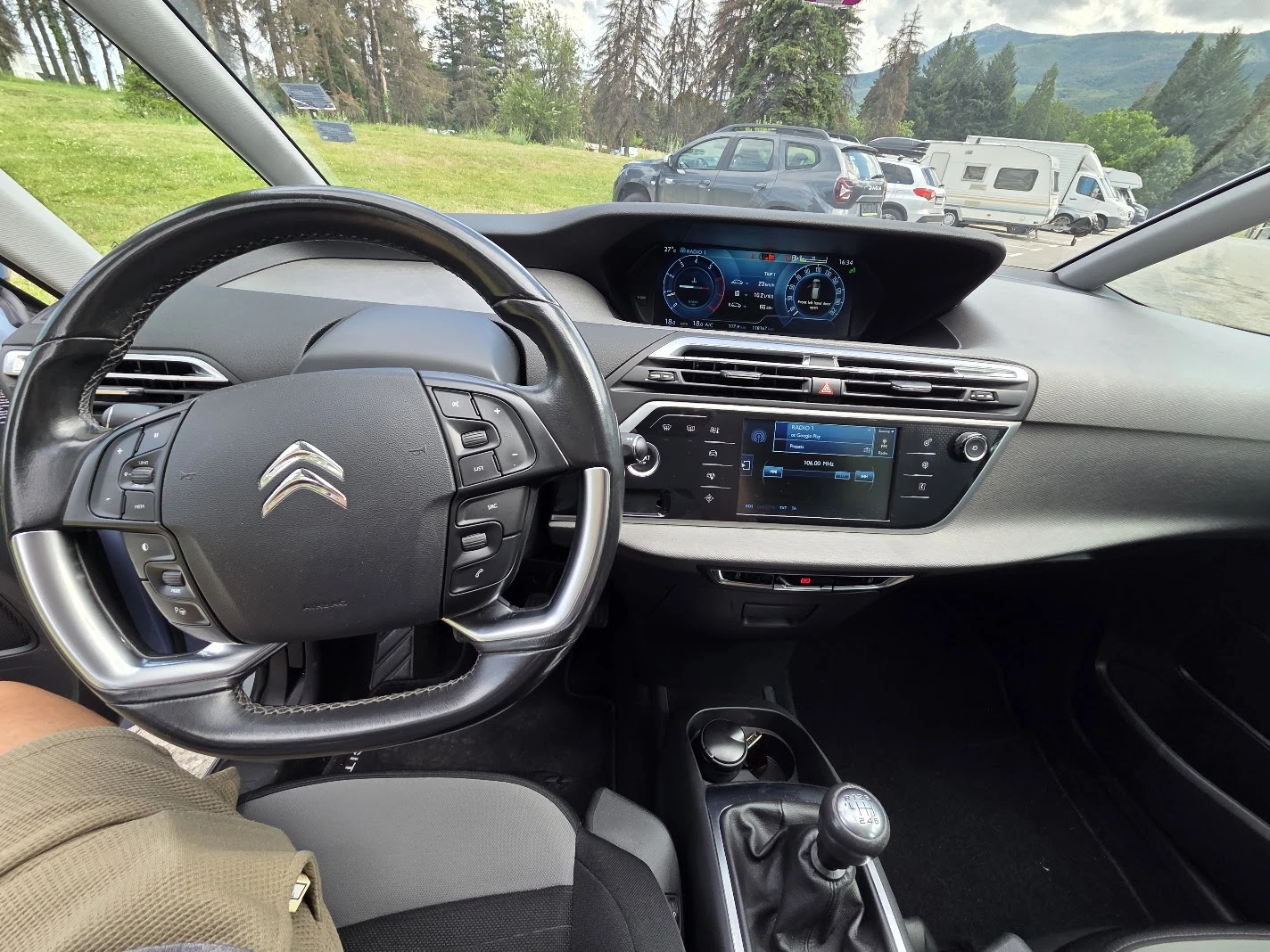Citroen Grand C4 Picasso, снимка 8 - Автомобили и джипове - 55190640