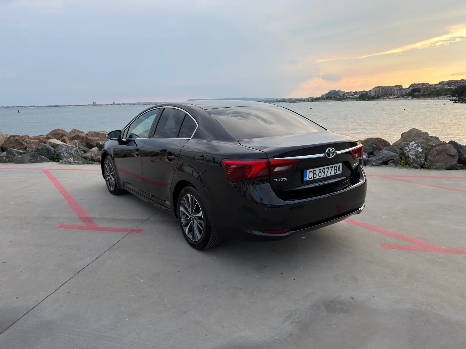 Toyota Avensis FACE 1.8 Automatic, снимка 2 - Автомобили и джипове - 55433043