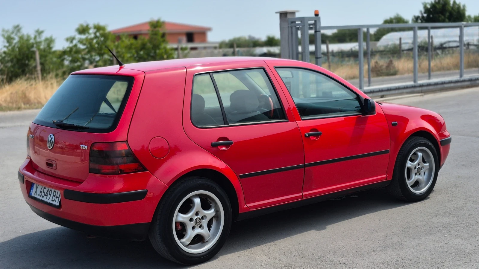 VW Golf 1.9 TDI/90 Клима* * * , снимка 5 - Автомобили и джипове - 55850442