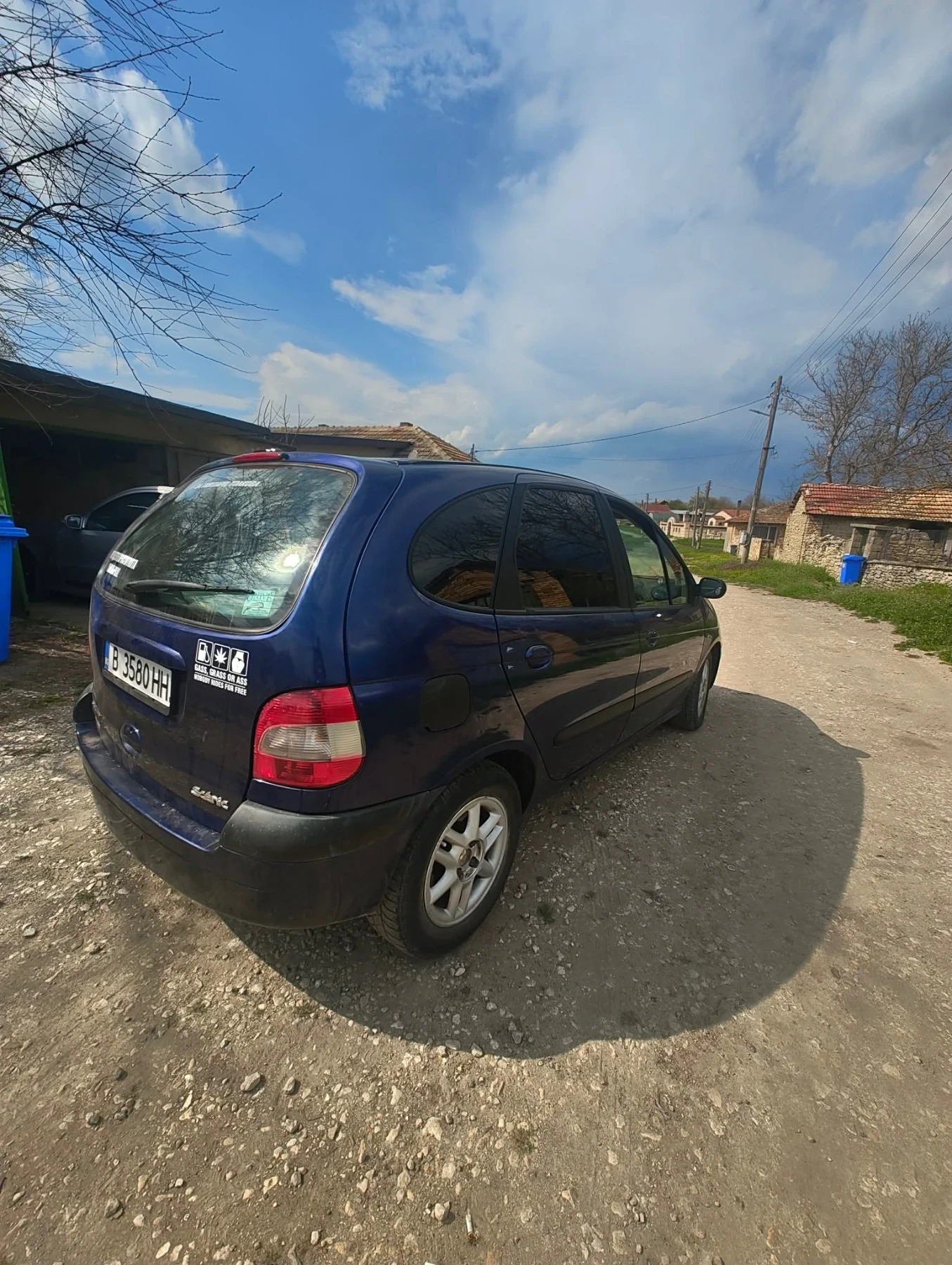 Renault Scenic, снимка 5 - Автомобили и джипове - 56120595