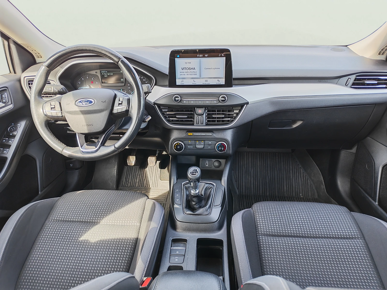 Ford Focus 1.0 EcoBoost, снимка 11 - Автомобили и джипове - 56391696