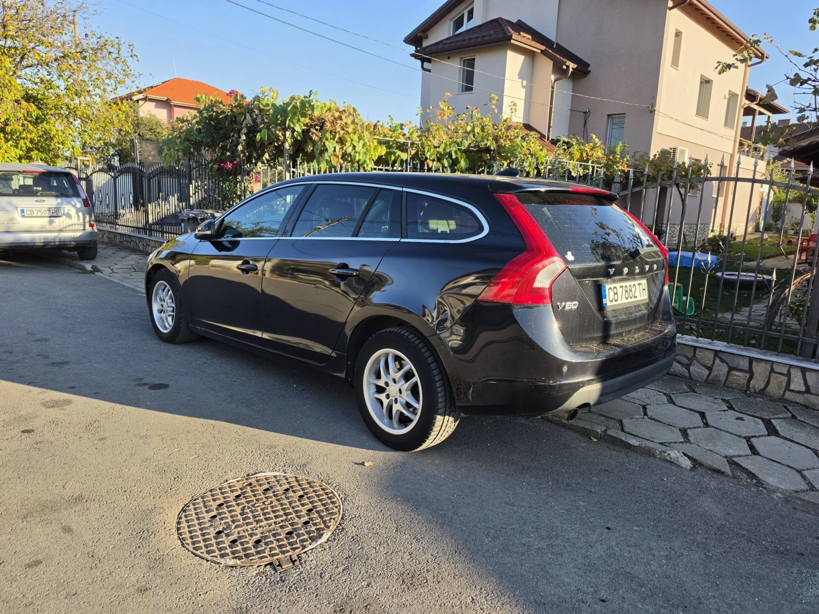 Volvo V60, снимка 11 - Автомобили и джипове - 56583631