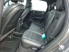 Porsche Cayenne * AWD * CARFAX * KEYLESS * PANO, снимка 12