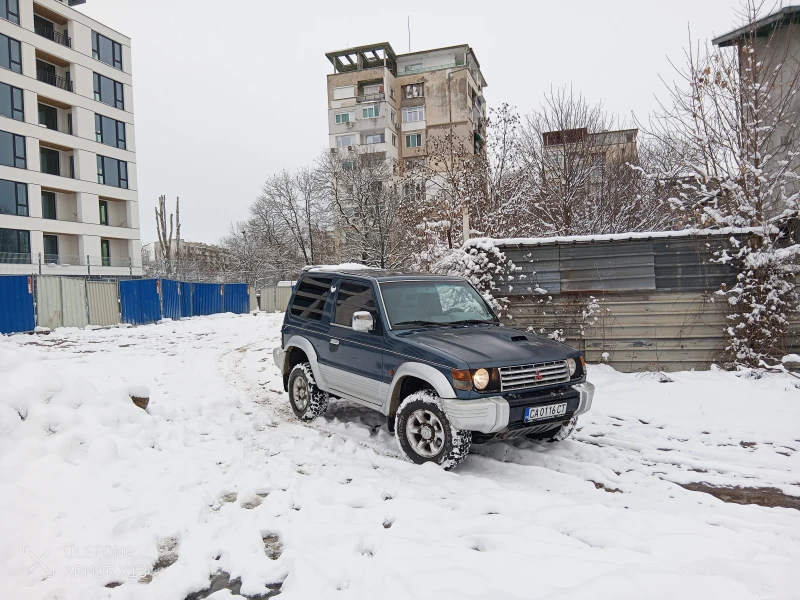 Mitsubishi Pajero, снимка 1 - Автомобили и джипове - 48614621