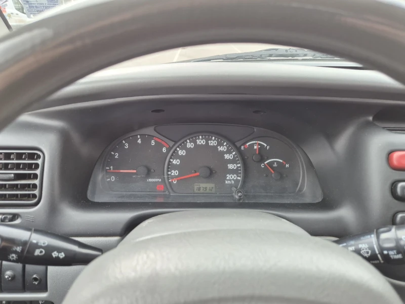 Suzuki Grand vitara, снимка 10 - Автомобили и джипове - 52606167