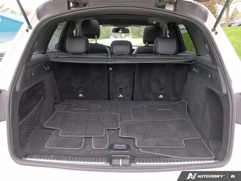 Mercedes-Benz GLC * GLC300 Base 4M * CARFAX * ЦЕНА ДО БГ, снимка 11 - Автомобили и джипове - 53259667