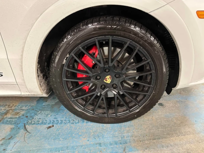 Porsche Cayenne * GTS * CARFAX * БЕЗ ПЪРВОНАЧАЛНА ВНОСКА, снимка 7 - Автомобили и джипове - 53301936