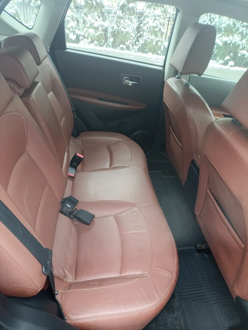 Nissan Qashqai 2.0tdci 4x4, снимка 8 - Автомобили и джипове - 53323761