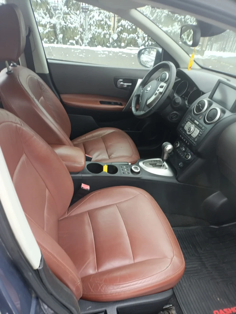 Nissan Qashqai 2.0tdci 4x4, снимка 9 - Автомобили и джипове - 53323761