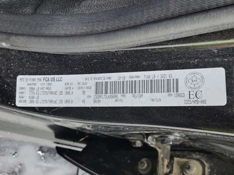 Dodge RAM 1500 REBEL CREW CAB SHORT BED  CARFAX, снимка 15 - Автомобили и джипове - 53513642