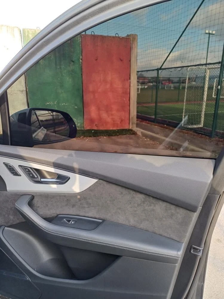 Audi SQ7 4.0 TFSI   507 к.с. / 2023 / FULL , снимка 11 - Автомобили и джипове - 53935362