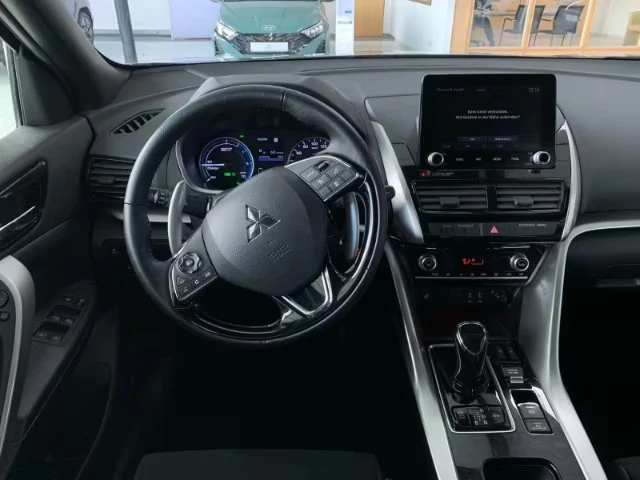 Mitsubishi Eclipse Cross PHEV/188HP/SELECT+ /4X4/360/ACC/LED/NAVI/645z, снимка 8 - Автомобили и джипове - 55433850