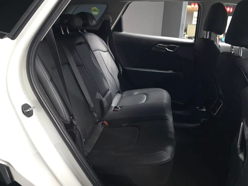 Kia Sportage Prestige 2WD| 226к.с.| ВКЛ.ТЕХНОТЕСТ, снимка 12 - Автомобили и джипове - 55612389