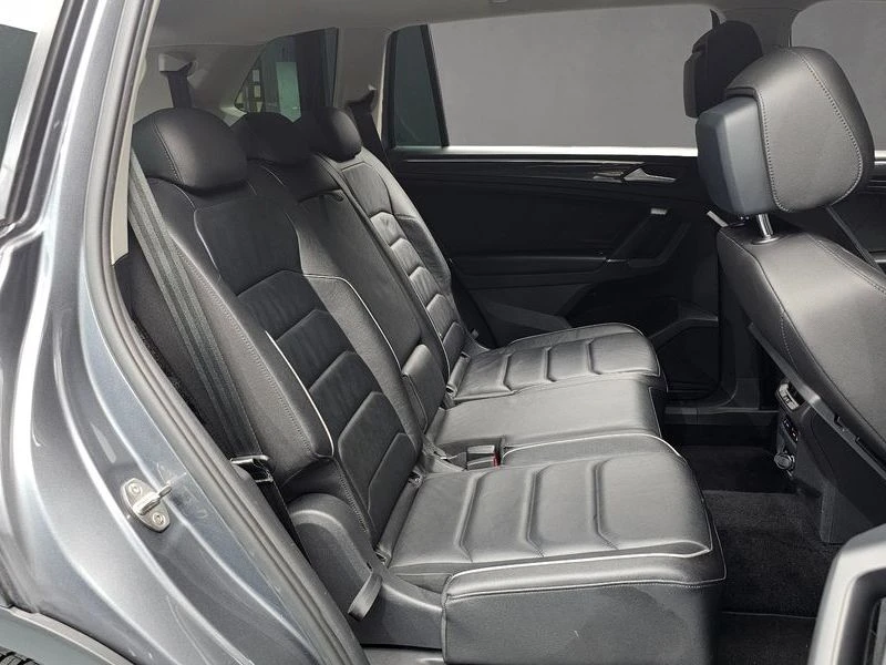 VW Tiguan 2.0 Automatic, снимка 11 - Автомобили и джипове - 56039395