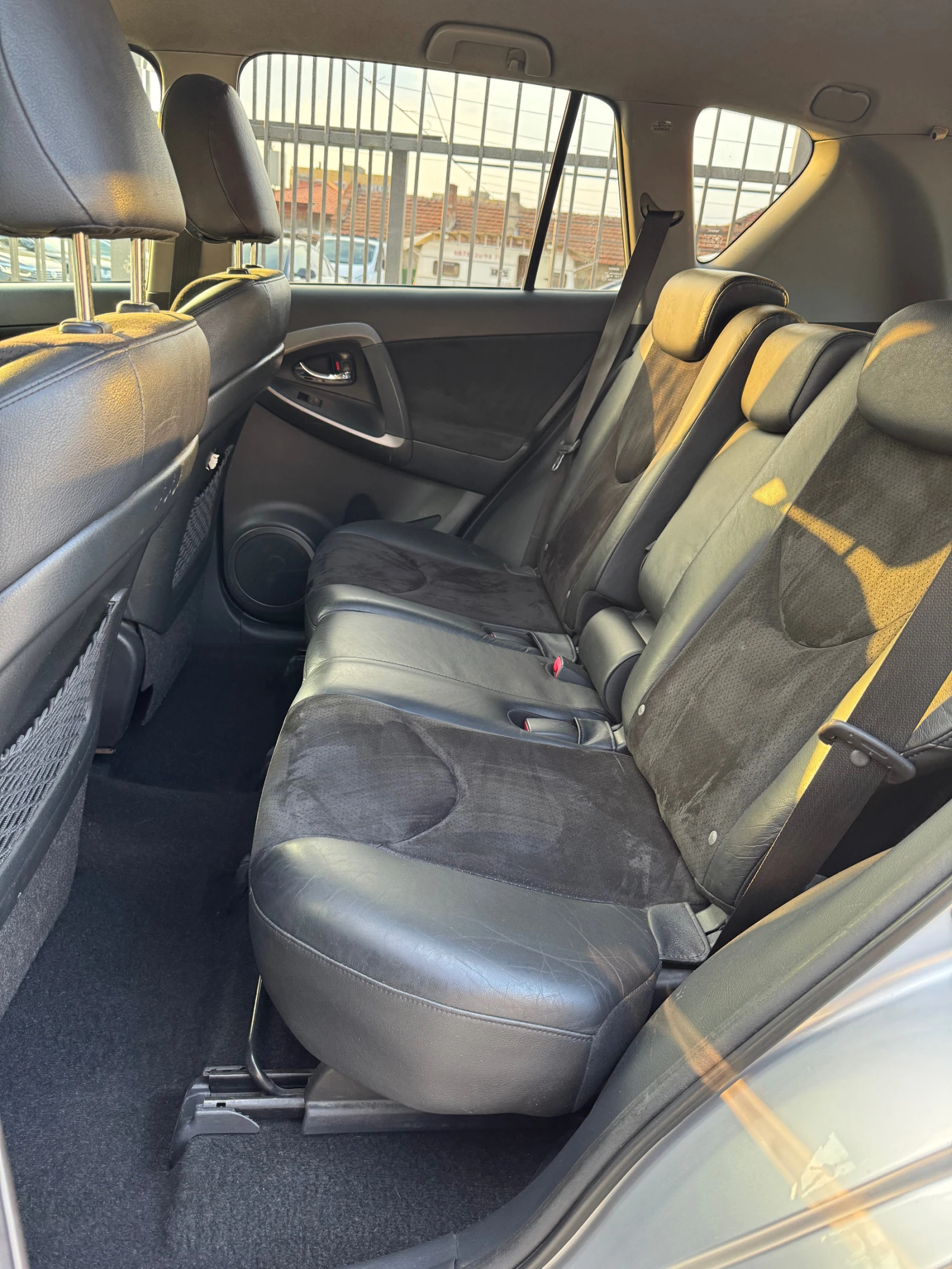 Toyota Rav4 2, 2 D-4D Italy !!! | Mobile.bg   12