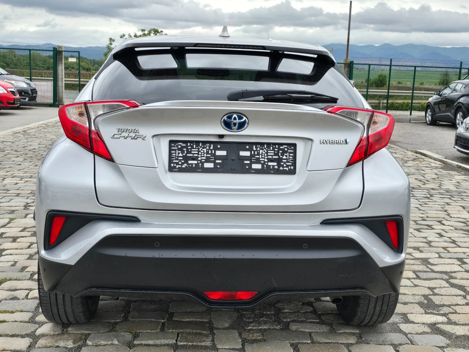 Toyota C-HR 1.8Hybrid КОЖА 145000км. ИТАЛИЯ - изображение 7