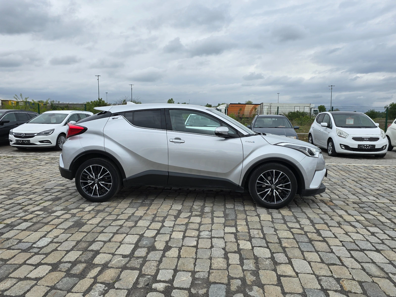 Toyota C-HR 1.8Hybrid КОЖА 145000км. ИТАЛИЯ - изображение 5