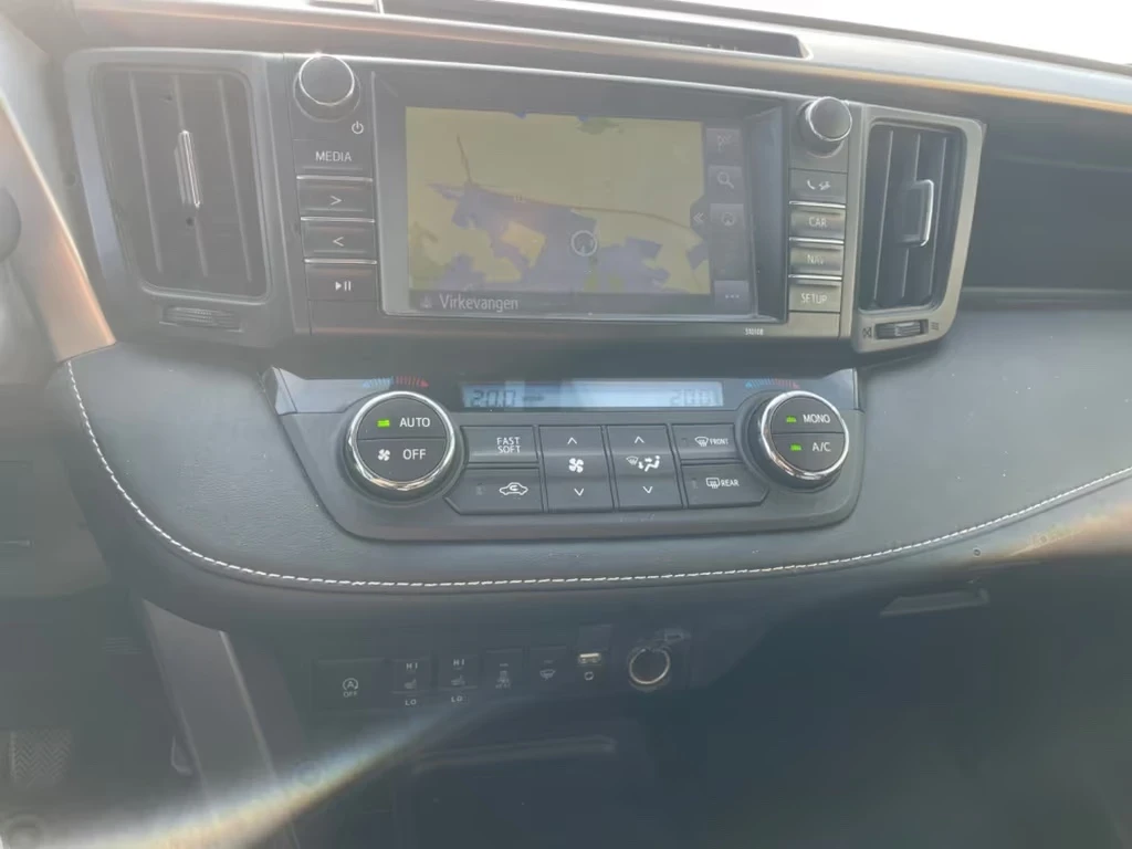 Toyota Rav4 2.0 D4D 143кс 4х2 Full Service - изображение 10