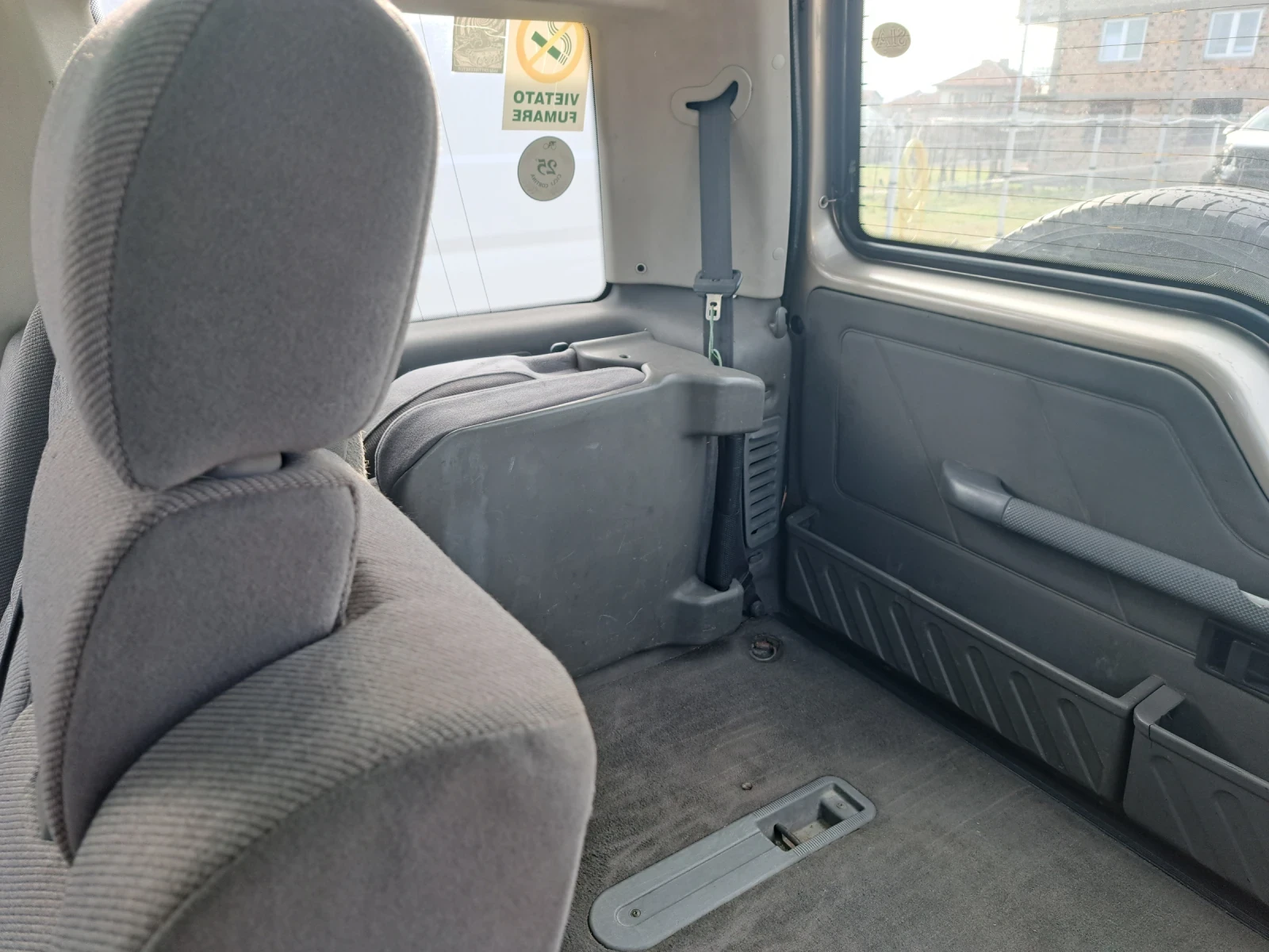 Land Rover Discovery 2.5тди, снимка 12 - Автомобили и джипове - 53867642