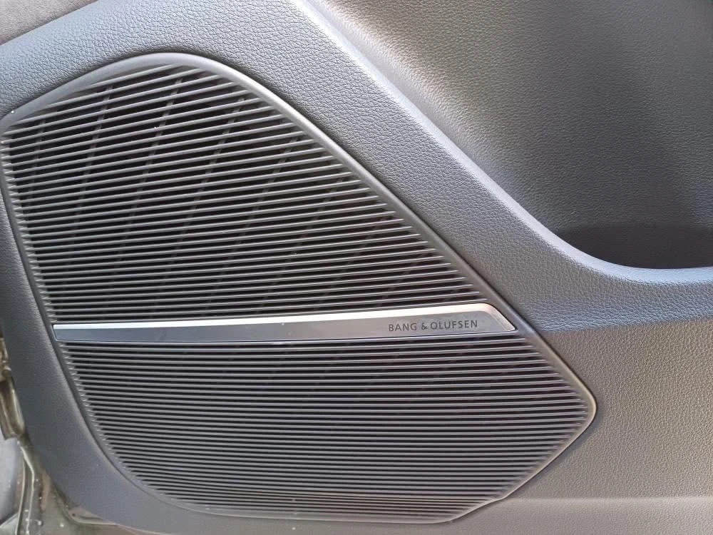 Audi SQ7 4.0 TFSI   507 к.с. / 2023 / FULL , снимка 16 - Автомобили и джипове - 53935362