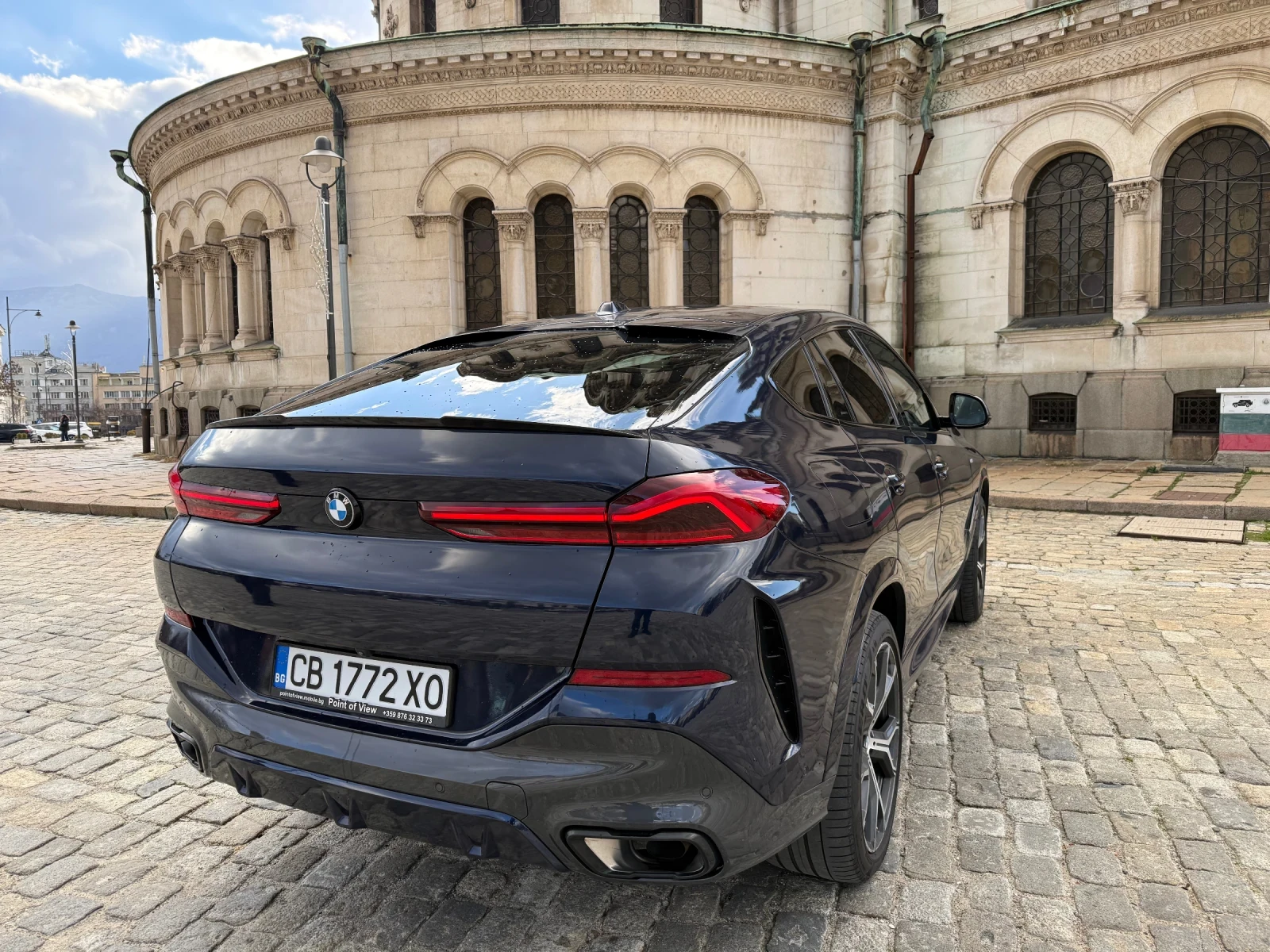 BMW X6 30d* xDrive* Head-up* Pano* 360* ГОТОВ ЛИЗИНГ, снимка 4 - Автомобили и джипове - 54304941