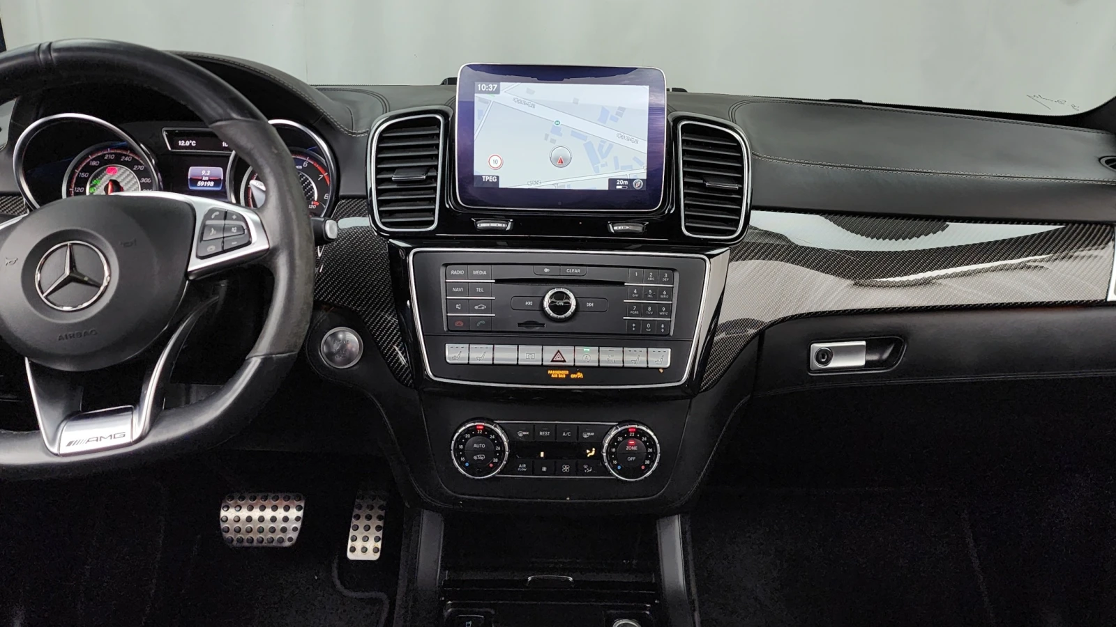 Mercedes-Benz GLE 63 S AMG Coupe, Подгрев, Обдухване, Дистроник, AIRMATIC, снимка 11 - Автомобили и джипове - 54756971