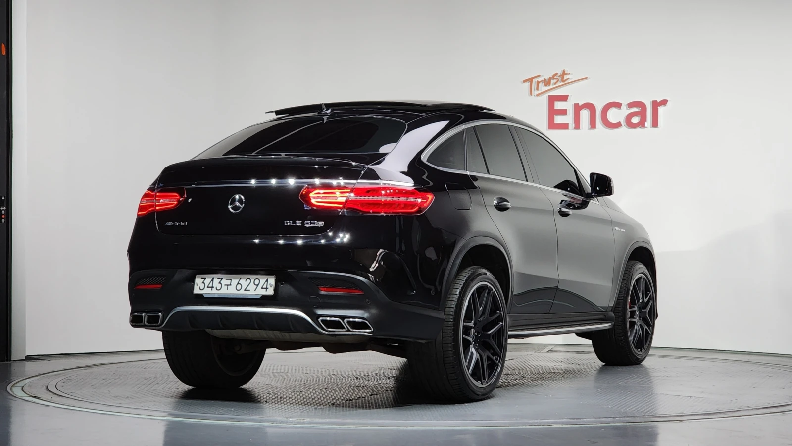 Mercedes-Benz GLE 63 S AMG Coupe, Подгрев, Обдухване, Дистроник, AIRMATIC, снимка 2 - Автомобили и джипове - 54756971