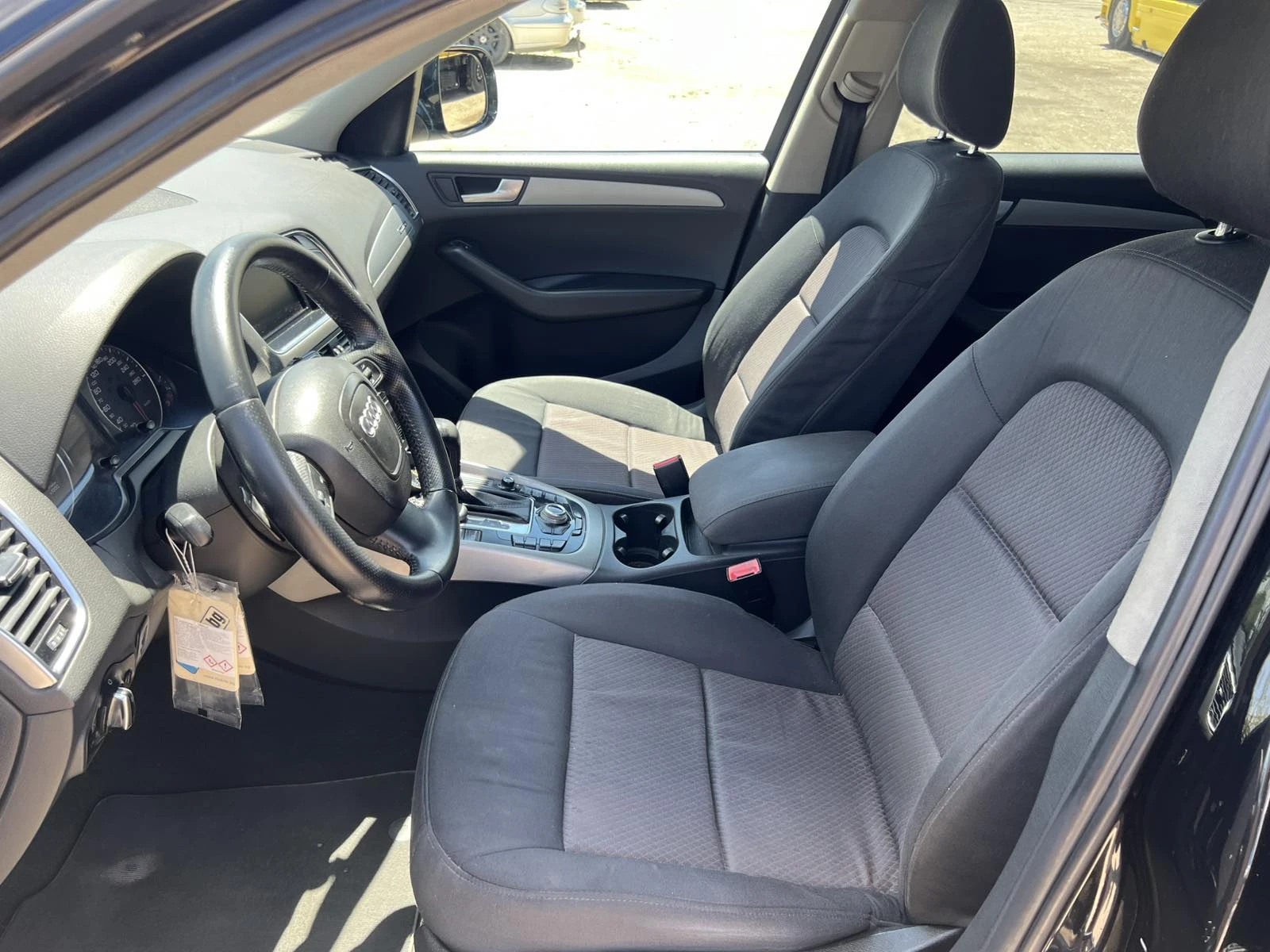Audi Q5 2, 0TDI, снимка 6 - Автомобили и джипове - 54936395