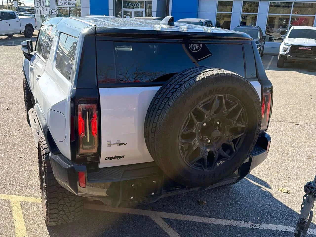 Hummer H3 HUMMER EV SUV 2X / Carfax  | Mobile.bg � ����������� 4