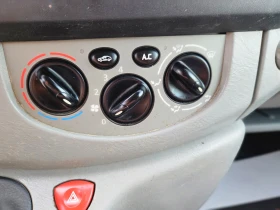Renault Trafic 1.9, снимка 17