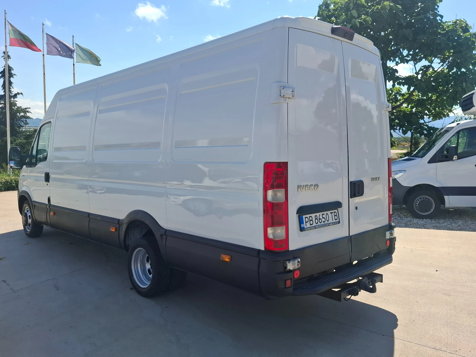 Iveco Daily До3.5т/35c13/XXL, снимка 2 - Бусове и автобуси - 54752080