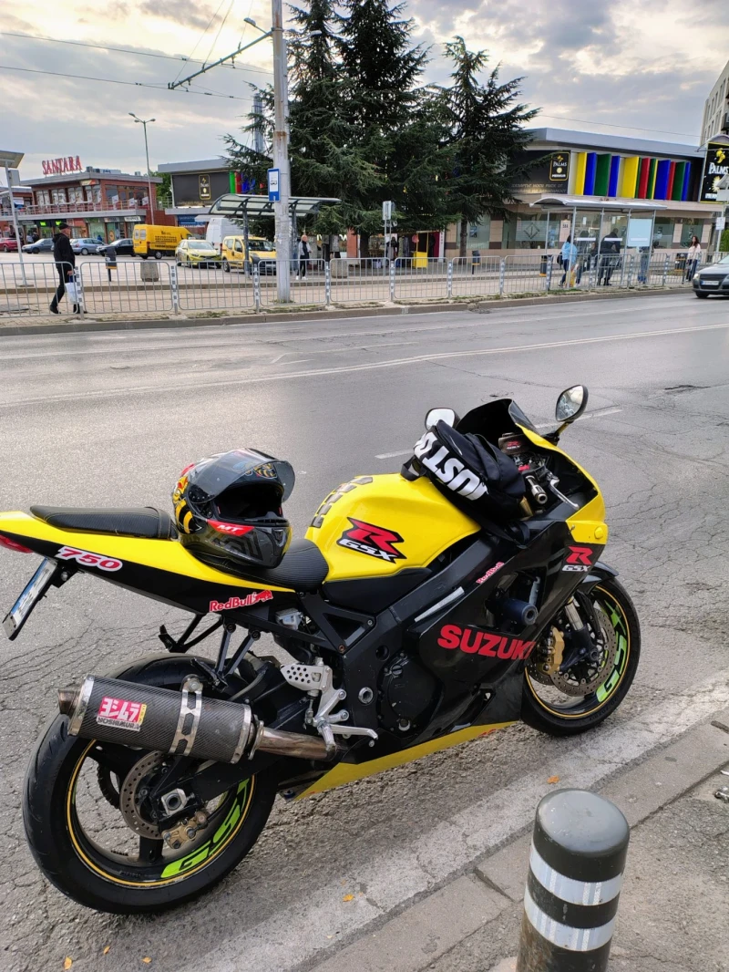 Suzuki Gsxr 750, снимка 5 - Мотоциклети и мототехника - 52631867