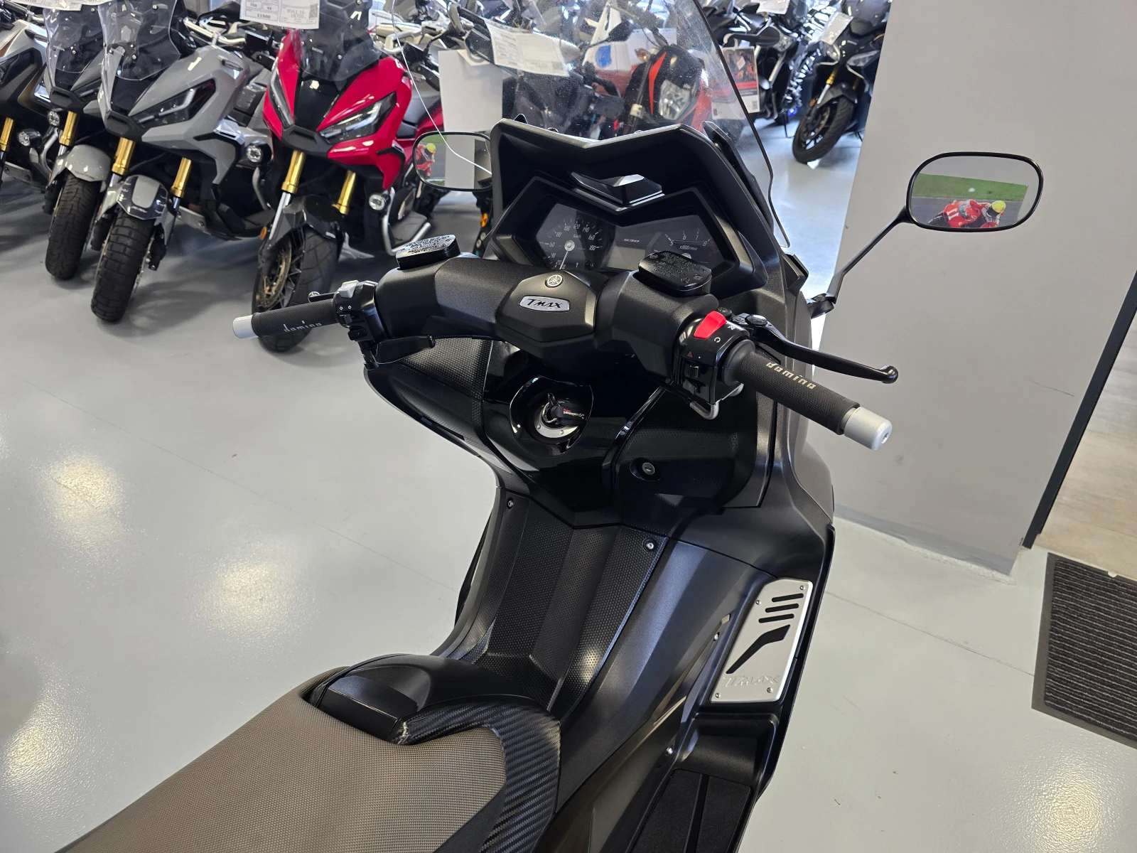 Yamaha T-max 530ie, Уникат!, снимка 8 - Мотоциклети и мототехника - 54602110
