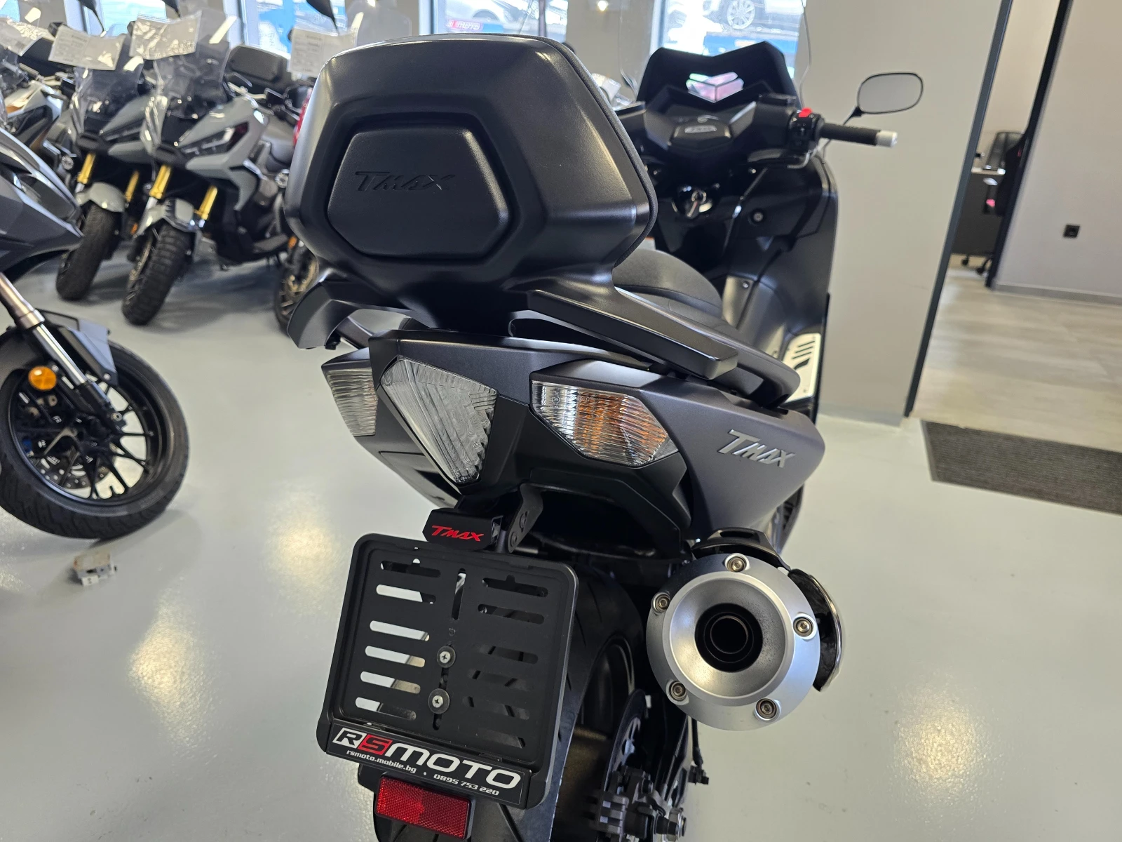 Yamaha T-max 530ie, Уникат!, снимка 10 - Мотоциклети и мототехника - 54602110