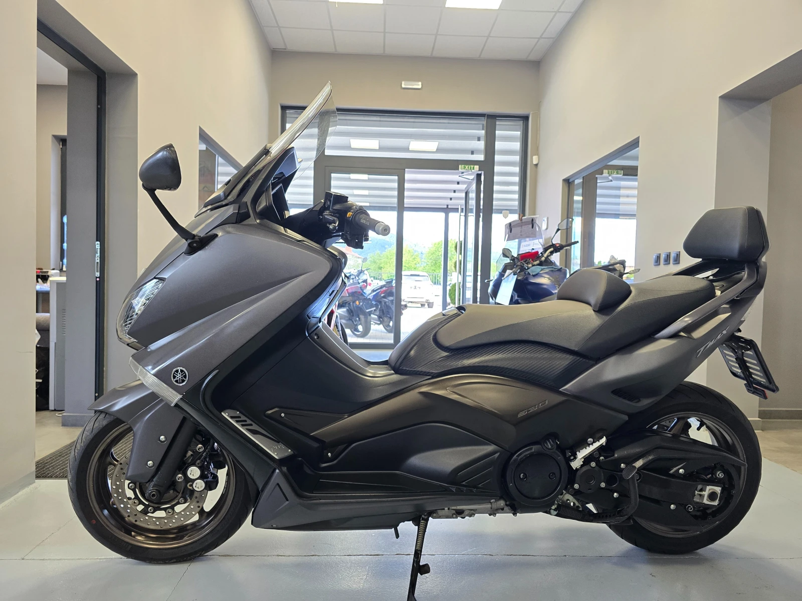 Yamaha T-max 530ie, Уникат!, снимка 5 - Мотоциклети и мототехника - 54602110